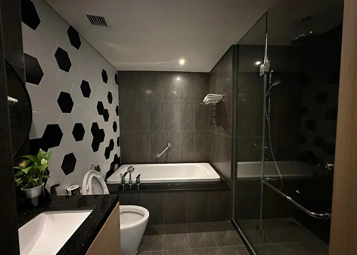 Citadines Two Bedrooms Sea View *